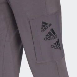 ADIDAS Essentials BrandLove Fleece Broek -Adidas Verkoopwinkel essentials brandlove fleece broek 3