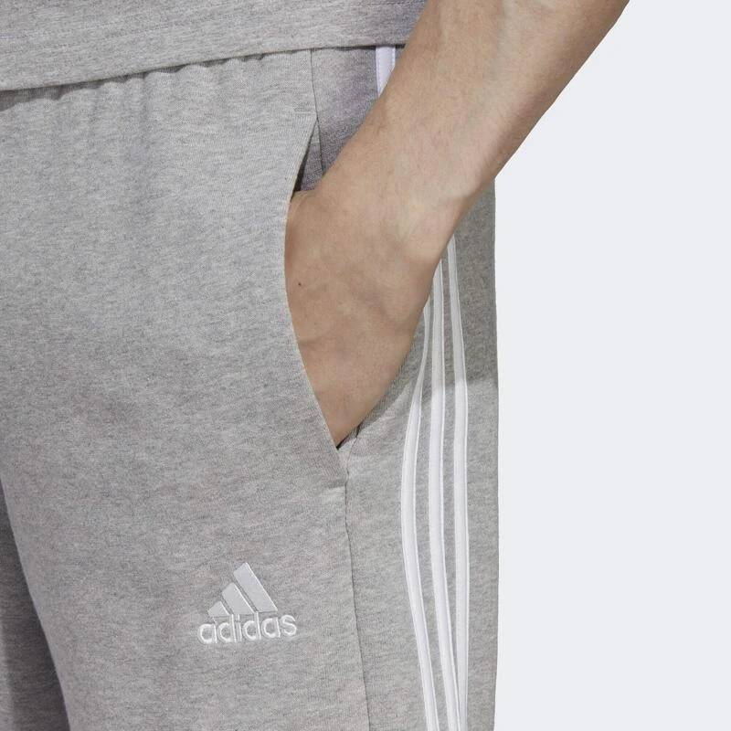ADIDAS Essentials French Terry 3-Stripes Short 4 ADIDAS Essentials French Terry 3-Stripes Short - Afbeelding 4