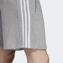ADIDAS Essentials French Terry 3-Stripes Short 9 ADIDAS Essentials French Terry 3-Stripes Short -Adidas Verkoopwinkel essentials french terry 3 stripes short 4