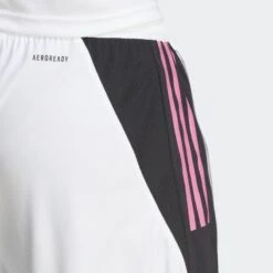 ADIDAS Juventus Tiro 23 Training Short 9 ADIDAS Juventus Tiro 23 Training Short -Adidas Verkoopwinkel juventus tiro 23 training short 4