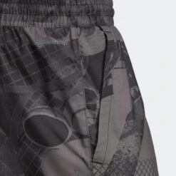 ADIDAS Tennisshort Voor Heren CLUB GRAPHIC Grijs Kaki 9 ADIDAS Tennisshort Voor Heren CLUB GRAPHIC Grijs Kaki -Adidas Verkoopwinkel tennisshort voor heren club graphic grijs kaki 4